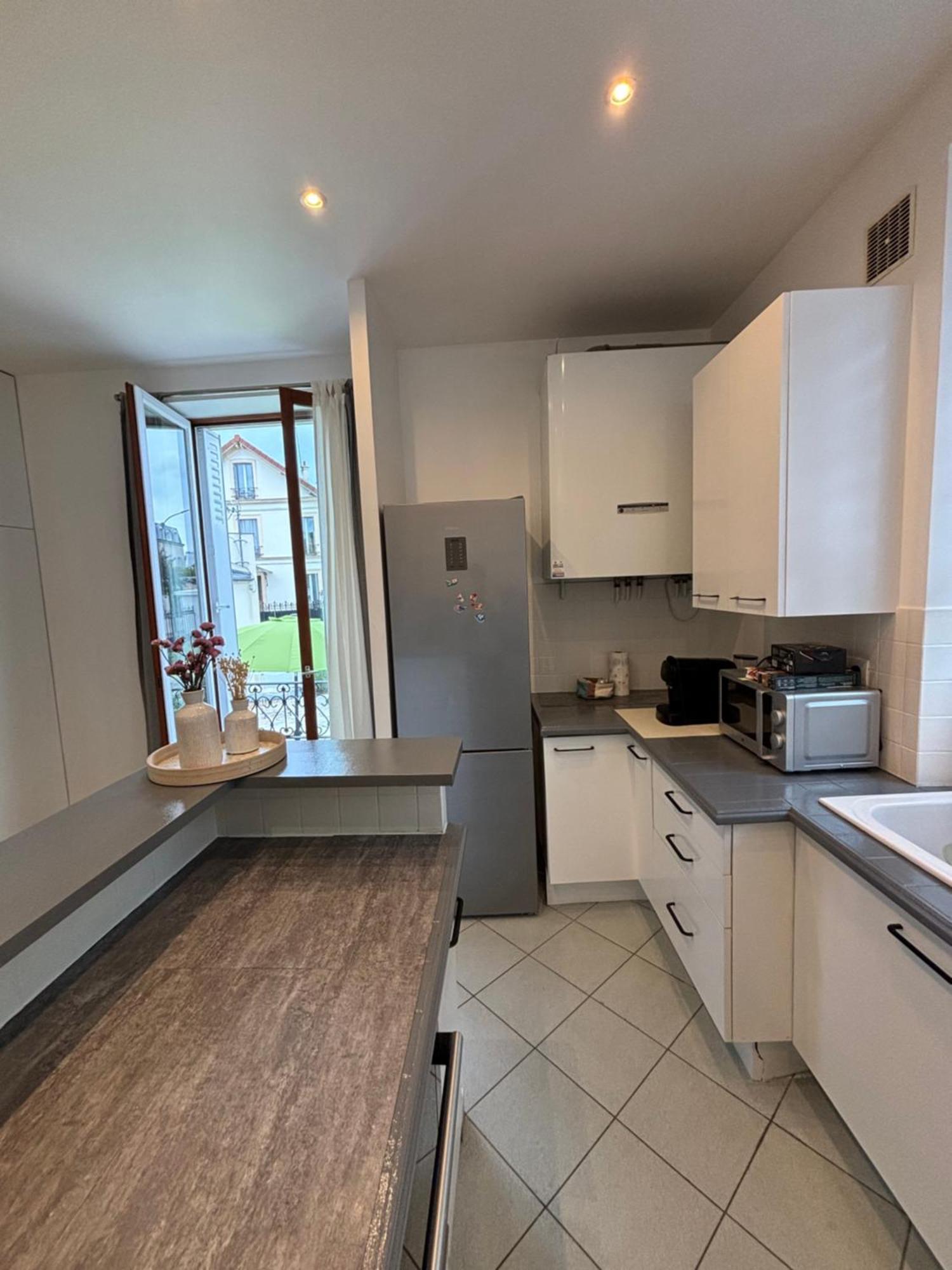 Appartement 2 Chambres Dans Une Belle Maison A Proximite De Paris Asnières Екстериор снимка