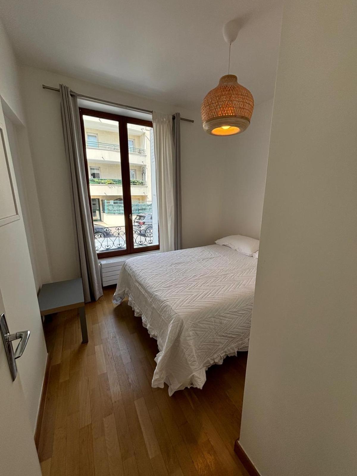 Appartement 2 Chambres Dans Une Belle Maison A Proximite De Paris Asnières Екстериор снимка